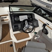 2018 Sea Ray SPX190
